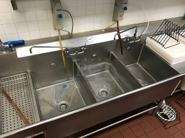 12' Stainless Steel 3 Compartment Sink w/ Drain Valves, Pre Rinse Spray Arm & Under Counter Storage - Image 2 of 4