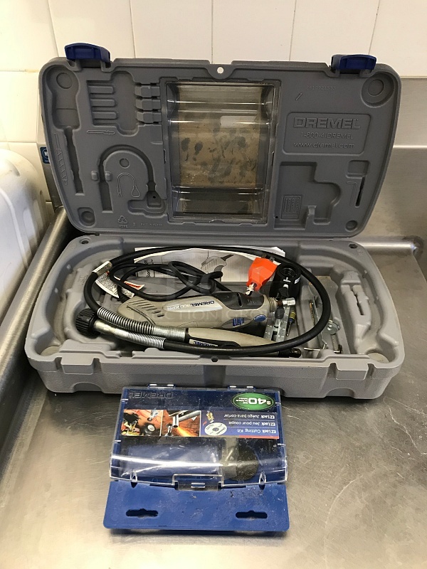 Dremel 400-6/90 400 Series XPR Variable Speed Rotary Tool Kit With 90 Accessories, 110v 1ph, Tested & Working!