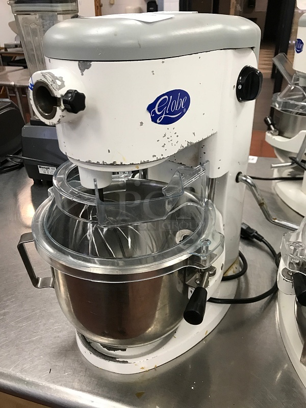 Globe SP5 Aluminum Gear Driven 5 Qt Commercial Countertop Mixer, Includes Attachments, 115v 1ph, Tested & Working! (See Video)