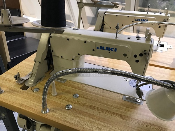 Juki DDL-8700 High-speed Single Needle Straight Lockstitch Industrial Sewing Machine w/ Table & Servo Motor, 115v 1ph, Tested & Working! - Image 2 of 3