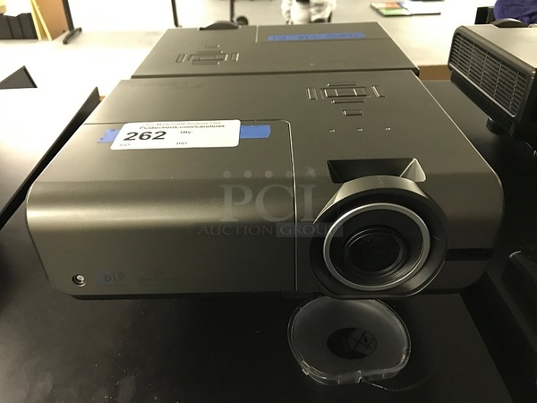 Optoma HD142X Projector 3000 ANSI lumens, 2x HDMI & MHL Support w/ Built-in 10W Speaker, 115v 1ph, Tested & Working!