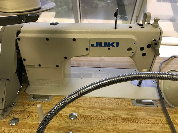 Juki DDL-8700 High-speed Single Needle Straight Lockstitch Industrial Sewing Machine w/ Table & Servo Motor, 115v 1ph, Tested & Working! - Image 3 of 4