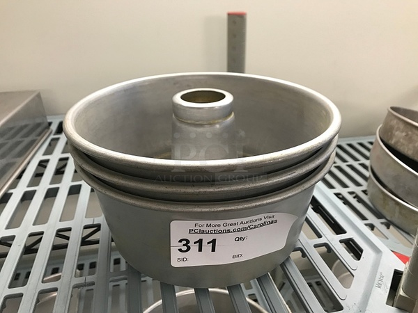 Bunt Cake Pans - Image 1 of 1