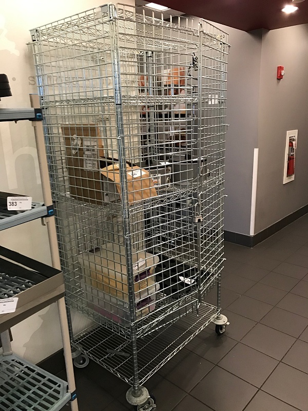 Lockable Metro Storage Rack w/ Five Shelves on Casters