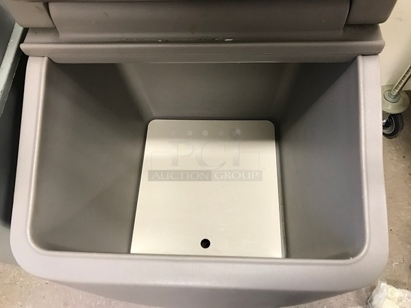 Metro Insulated Ice Cart on Casters - Image 3 of 3