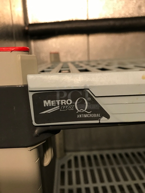 Metro Max Q Storage Shelf on Casters w/ Four Shelves - Image 2 of 2