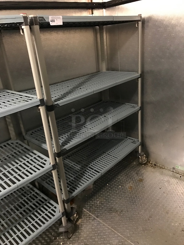 Metro Max Q Storage Shelf on Casters w/ Four Shelves