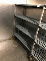 Metro Max Q Storage Shelf on Casters w/ Four Shelves