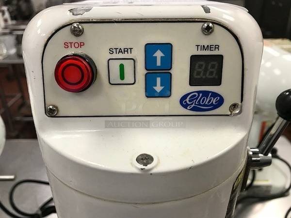 Globe SP8 8 Qt Vertical Countertop Mixer, 3 Speeds & Digital Timer, 120v 1ph, Tested & Working! (See Video) - Image 3 of 4