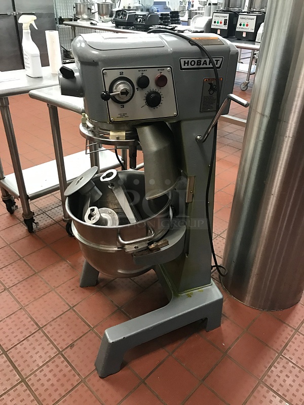 Hobart D300 Floor Mixer, 3 Speed w/ 15 Minute Timer, Includes Attachments & Bowl, 115v 1ph, Tested & Working! (See Video) - Image 2 of 5