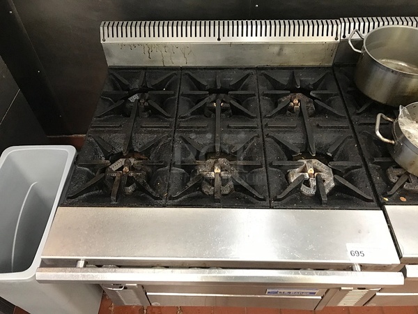 U.S. Range C836-6RC 36" 6 Burner Heavy Duty Range w/ Standard Oven Natural Gas, Tested & Working! - Image 2 of 4