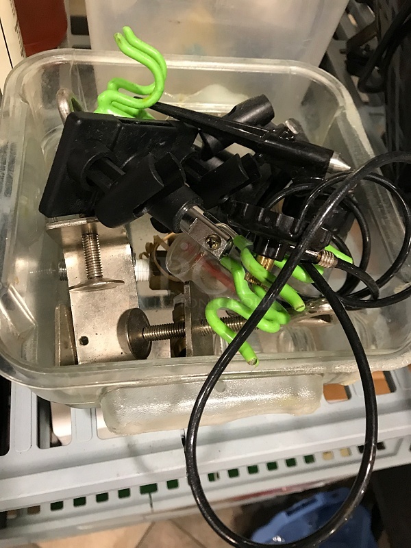 Air Brush Compressor & Parts - Image 3 of 5