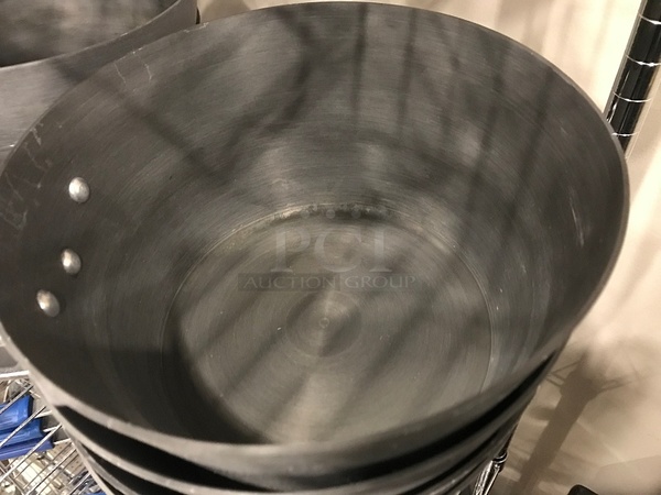 NEW! Four Lincoln Wear-Ever 5.5 Qt Anodised Aluminum Saucepans w/ Insulated Grip - Image 2 of 3