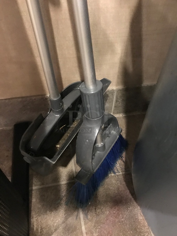 Ecolab Dust Pan & Broom - Image 2 of 2