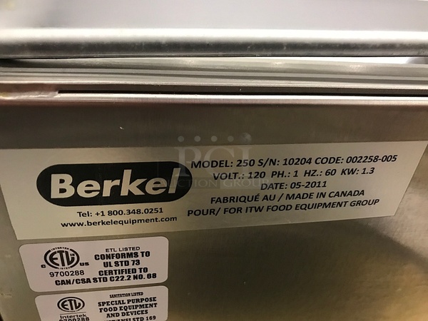LIKE NEW! Berkel 250 Vacuum Pack Machine, 120v 1ph, Tested & Working! - Image 5 of 5