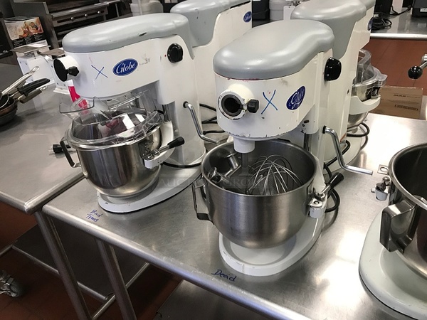 Globe SP5 Aluminum Gear Driven 5 Qt Commercial Countertop Mixer (bad motor, parts machine) (2x bid)