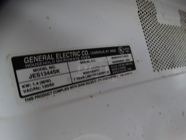 General Electric Model JES1344SK Countertop Microwave Oven. 22x15x13 - Image 6 of 6