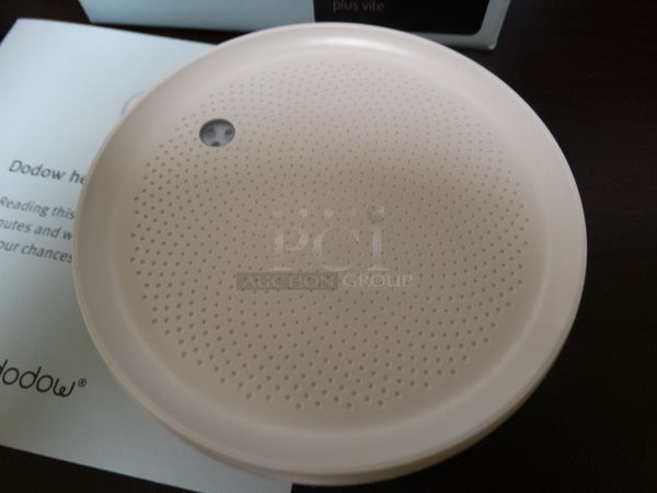 IN ORIGINAL BOX! Dodow Sleep Aid Device - Image 4 of 12