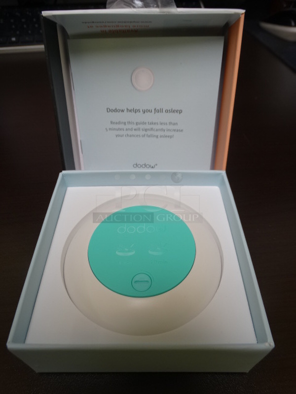 IN ORIGINAL BOX! Dodow Sleep Aid Device - Image 12 of 12