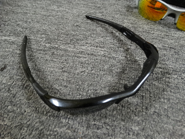 2 Pairs of Oakley Sunglasses. 2 Times Your Bid! - Image 4 of 8