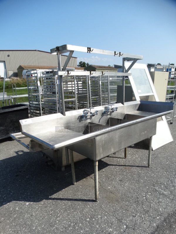 Stainless Steel Commercial 3 Bay Sink w/ Dual Drainboards, Faucets and Handles. 96x28x72. Bays 18x24x11. Drainboards 19x24x2 - Image 3 of 10