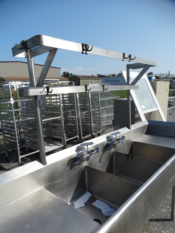 Stainless Steel Commercial 3 Bay Sink w/ Dual Drainboards, Faucets and Handles. 96x28x72. Bays 18x24x11. Drainboards 19x24x2 - Image 4 of 10