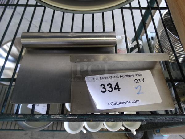 2 Metal Dough Cutters. 5.5x3.5x1, 6x5x1. 2 Times Your Bid!
 - Image 1 of 3