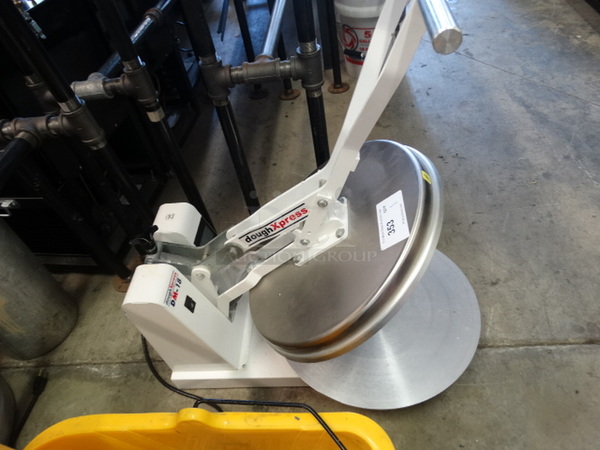 AWESOME! DoughXpress Model DM-18 Metal Commercial Countertop Dough Press. 120 Volts, 1 Phase. 18x29x13. Tested and Working! - Image 5 of 9