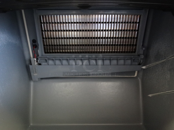 FANTASTIC! 2018 Manitowoc Model UY0190A-161B Stainless Steel Commercial Self Contained Ice Machine. 115 Volts, 1 Phase. 26x28x40
 - Image 7 of 9