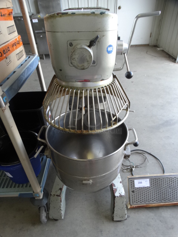 AMAZING! Thunderbird Model ARM-40 Metal Commercial Floor Style 40 Quart Planetary Mixer w/ Mixing Bowl and Bowl Guard. 115 Volts, 1 Phase. 22x25x46.5. Cannot Test Unit Because The Bowl Cannot Be Raised - Image 2 of 9