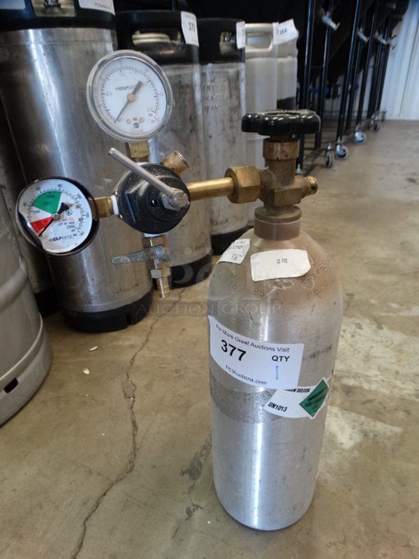 Metal CO2 Tank. 5x5x18
 - Image 1 of 5