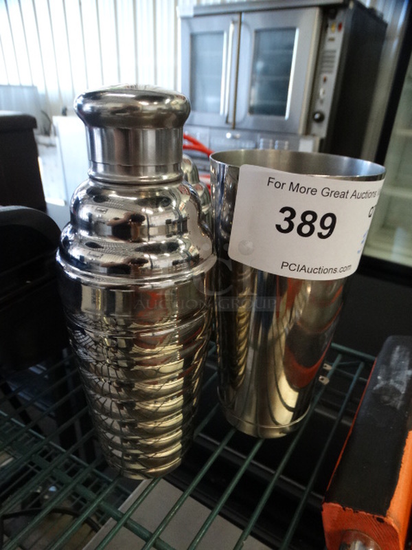 3 Metal Mixing Cups w/ 2 Lids. 3.5x3.5x7, 3x3x8.5. 3 Times Your Bid! - Image 2 of 4