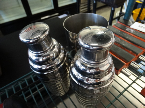 3 Metal Mixing Cups w/ 2 Lids. 3.5x3.5x7, 3x3x8.5. 3 Times Your Bid! - Image 4 of 4
