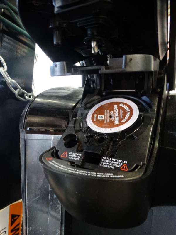 Keurig 2.0 Single Cup Coffee Machine. 11x15x14 - Image 5 of 6