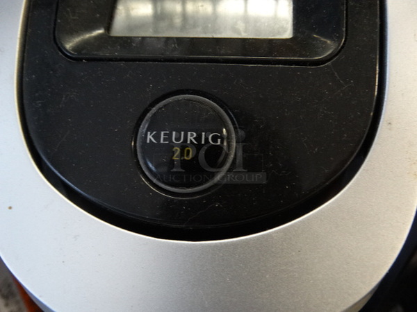 Keurig 2.0 Single Cup Coffee Machine. 11x15x14 - Image 6 of 6