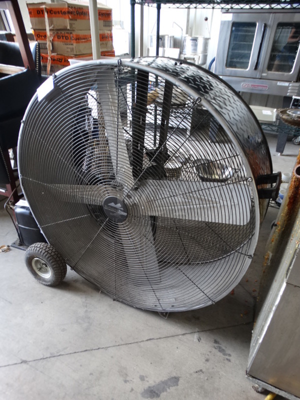 BigCountryBreeze Model BDF-42DTA Metal Fan. 44x23x44 - Image 2 of 5