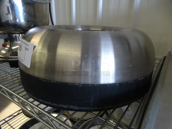 Chrome Finish Trash Can Top. 16x16x6 - Image 2 of 3