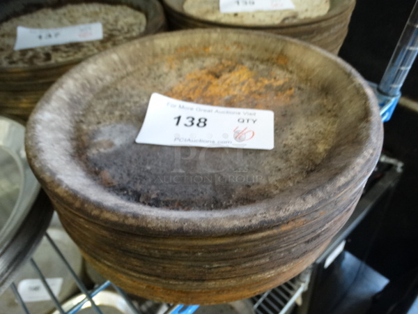 40 Metal Round Pans. 10x10x1. 40 Times Your Bid!