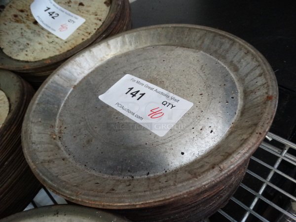 40 Metal Round Pans. 10x10x1. 40 Times Your Bid! - Image 2 of 2