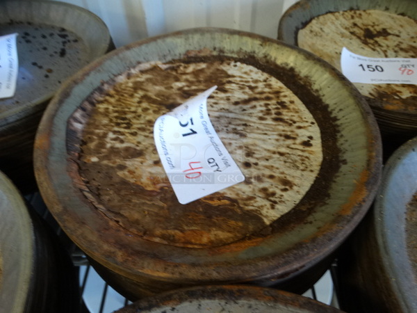 40 Metal Round Pans. 10x10x1. 40 Times Your Bid! - Image 1 of 2