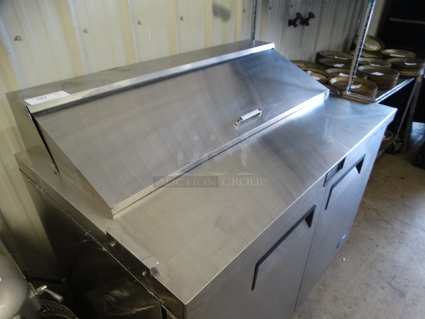 GREAT! 2015 Atosa Model MSF8302 Stainless Steel Commercial Sandwich Salad Prep Table Bain Marie Mega Top on Commercial Casters. 115 Volts, 1 Phase. 48.5x30x45. Tested and Working! - Image 4 of 8
