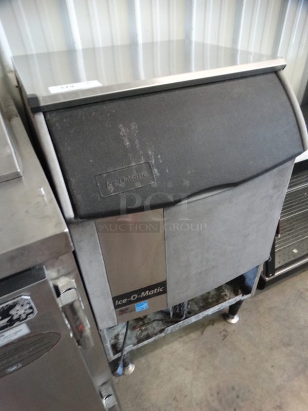 GREAT! Ice O Matic Model ICEU150FA4 Commercial Self Contained Ice Machine. 115 Volts, 1 Phase. 24x25x39 - Image 3 of 7