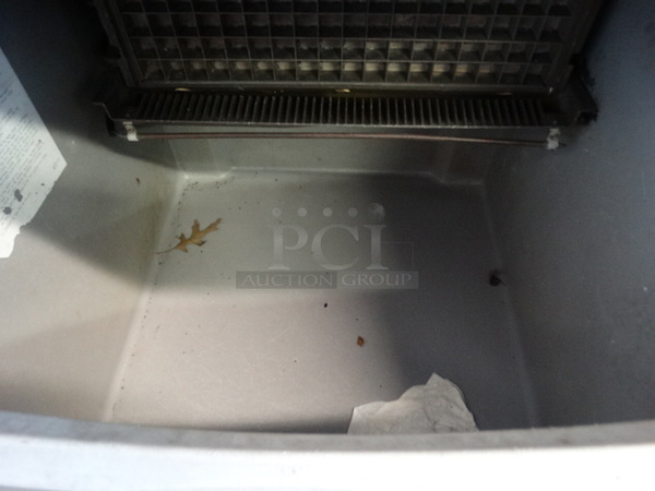 GREAT! Ice O Matic Model ICEU150FA4 Commercial Self Contained Ice Machine. 115 Volts, 1 Phase. 24x25x39 - Image 5 of 7