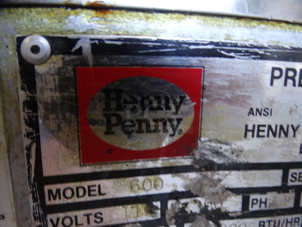 FANTASTIC! Henny Penny Model 600 Stainless Steel Commercial Floor Style Natural Gas Powered Pressure Fryer. 18x40x45 - Image 8 of 9