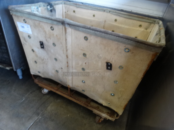 White Bin on Commercial Casters. 31x21x26 - Image 3 of 4