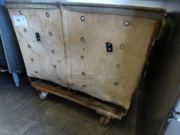 White Bin on Commercial Casters. 31x21x26 - Image 4 of 4