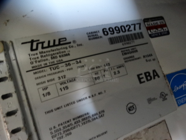 NICE! 2011 True Model TUC-36-34 Stainless Steel Commercial ENERGY STAR 2 Door Undercounter Cooler on Commercial Casters. 115 Volts, 1 Phase. 36x34x33. Tested and Working! - Image 6 of 6