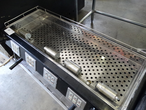 GORGEOUS! Brasilia Model Portofino DEL-4 Stainless Steel Commercial Countertop 4 Group Espresso Machine w/ 2 Portafilters and 2 Steam Wands. 230 Volts, 1 Phase. 44x20x19 - Image 8 of 9