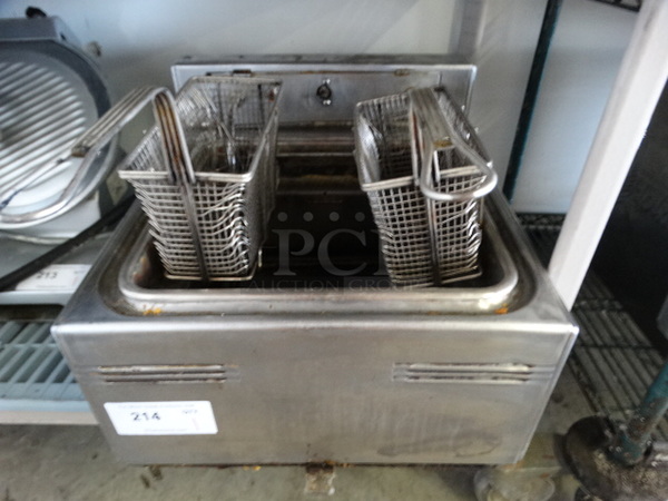 NICE! Stainless Steel Countertop Deep Fat Fryer w/ 2 Metal Fry Baskets. 18x20x14