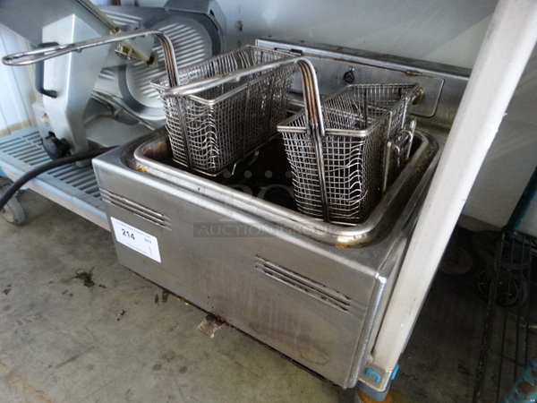 NICE! Stainless Steel Countertop Deep Fat Fryer w/ 2 Metal Fry Baskets. 18x20x14 - Image 3 of 5
